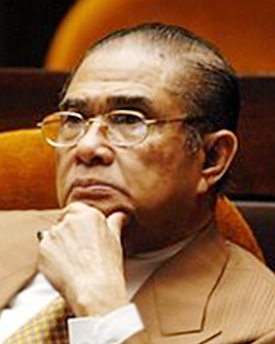 Prof. Dr. Ismail Suny, S.H., M.C.L.L.